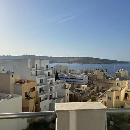 Flavia And Angelo's House بيت ضيافة خليج سانت بول