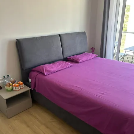 Flavia And Angelo's House Affittacamere *